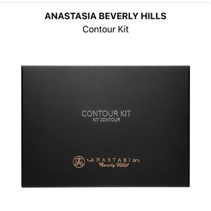 ANASTASIA BEVERLY HILLS Contour Kit (Medium-Tan)